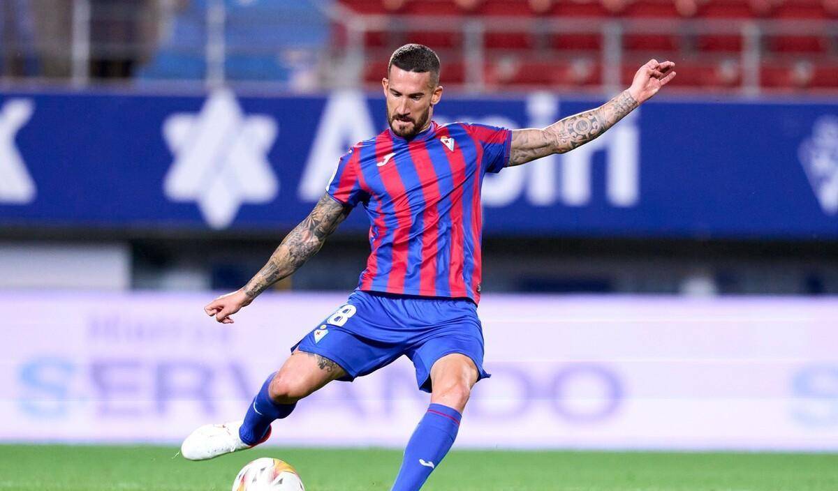 埃瓦尔队的进攻策略令人印象深刻 埃瓦尔队的进攻策略令人印象深刻