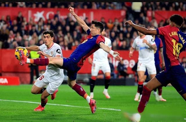 欧洲预赛风起云涌,劲敌对决心潮涌动 欧洲预赛风起云涌,劲敌对决心潮涌动