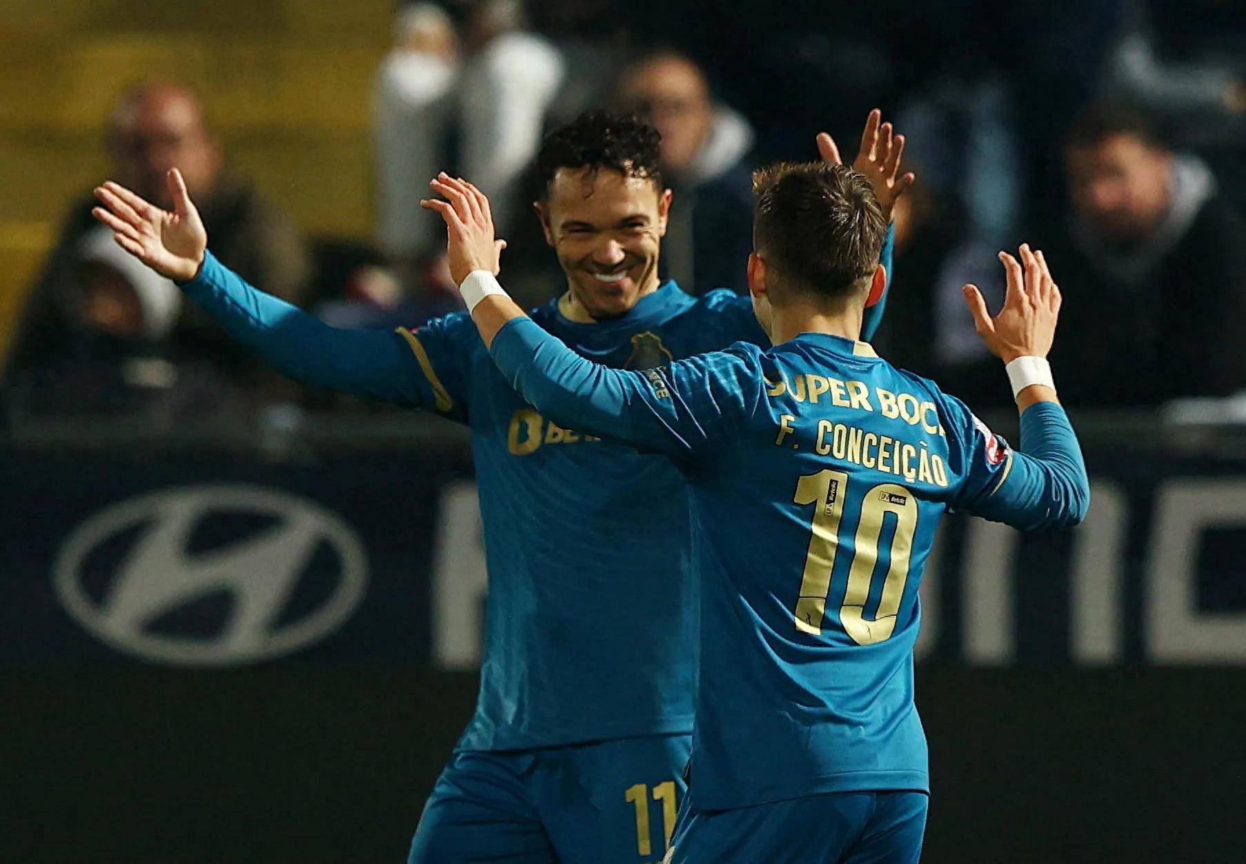 佛罗伦萨客场战胜对手,胜券在握强势进军 佛罗伦萨客场战胜对手,胜券在握强势进军