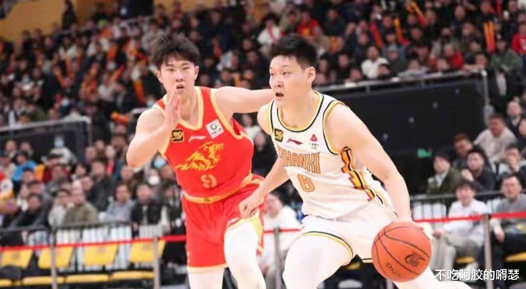 兹巴布韦球员团结拼搏,实现胜利 兹巴布韦球员团结拼搏,实现胜利