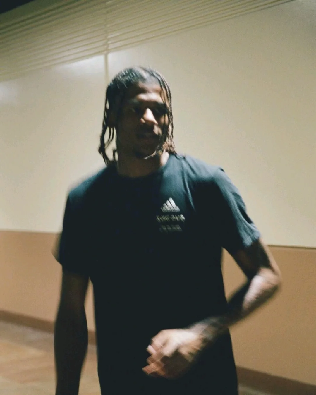 弗赖堡球队再次失利,教练面临考验 弗赖堡球队再次失利,教练面临考验