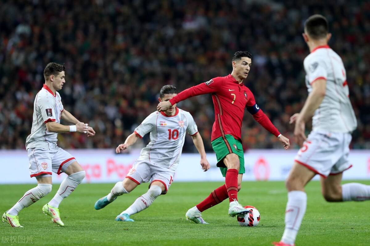 克罗地亚队在欧预赛中遭遇四连败,形势严峻 克罗地亚队在欧预赛中遭遇四连败,形势严峻