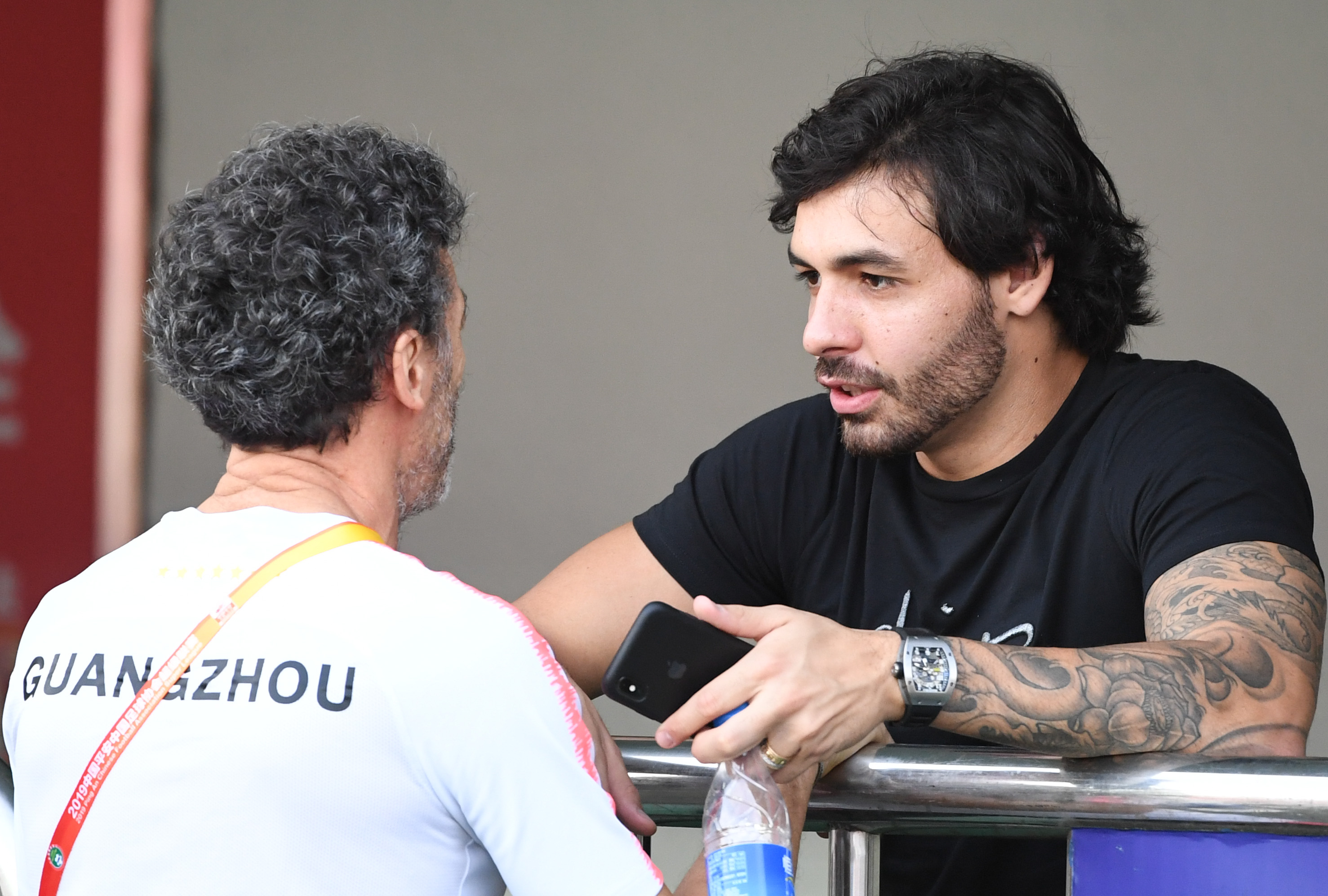 深圳佳兆业vs广州恒大,彼此间能否点燃战火? 深圳佳兆业vs广州恒大,彼此间能否点燃战火?