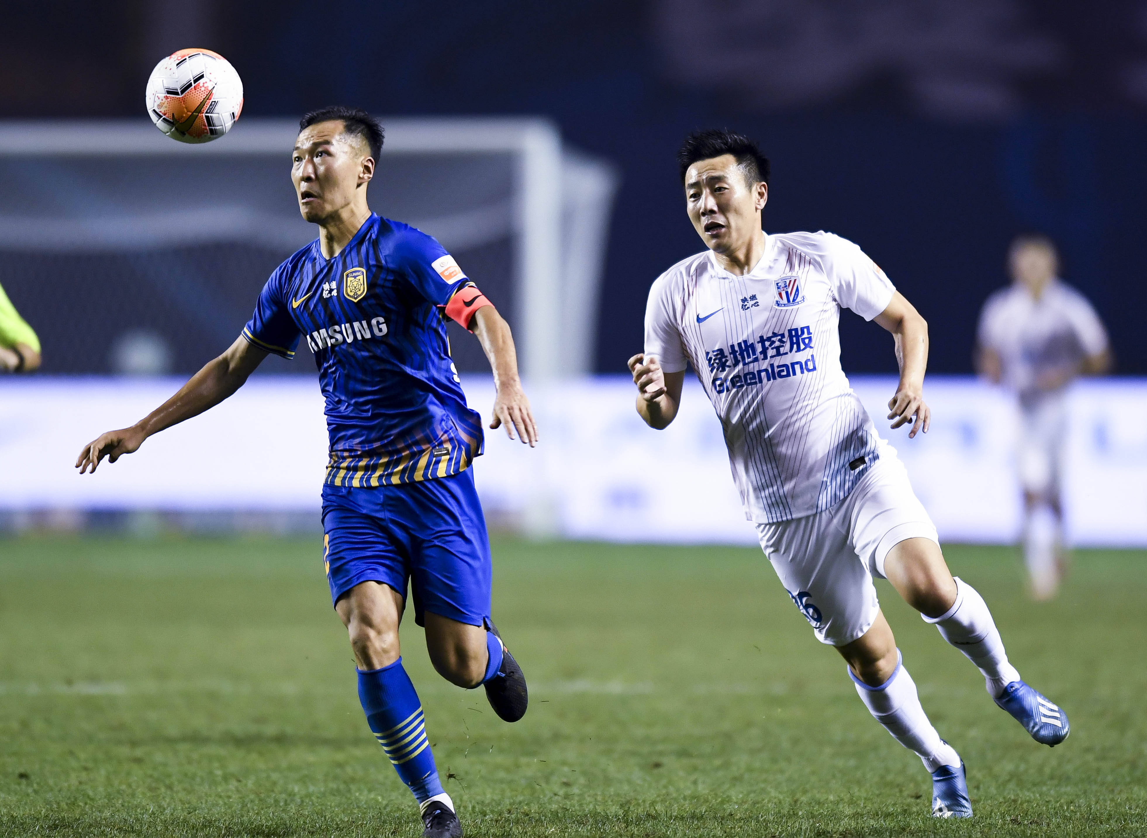 苏宁主场战平建业,曹赟定破门但未能帮助球队获胜 苏宁主场战平建业,曹赟定破门但未能帮助球队获胜