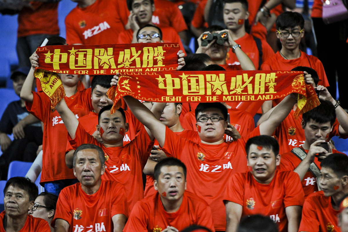 战火蔓延!国内足球场上的一触即发 战火蔓延!国内足球场上的一触即发