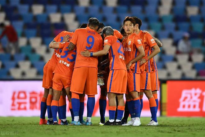 南特客场全面压制对手,实现绝杀胜利 南特客场全面压制对手,实现绝杀胜利