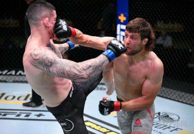 马赛与桑切斯强强对话,全力以赴一决胜负 马赛与桑切斯强强对话,全力以赴一决胜负