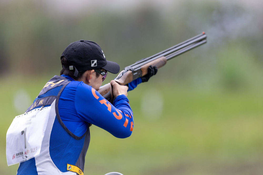 加拿大选手夺得射击女子飞碟冠军 加拿大选手夺得射击女子飞碟冠军