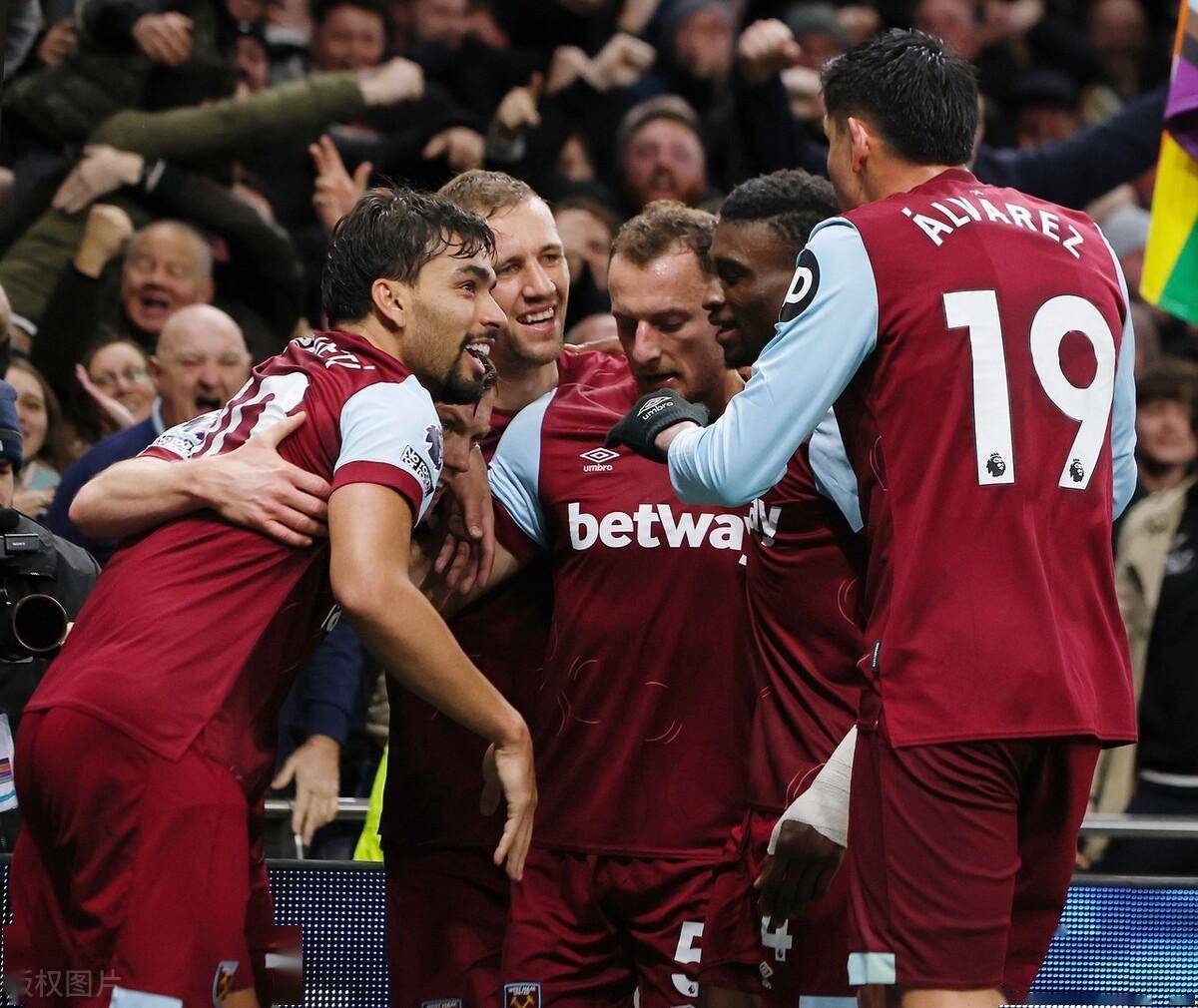 曼联客场告捷,继续追赶积分榜前列 曼联客场告捷,继续追赶积分榜前列