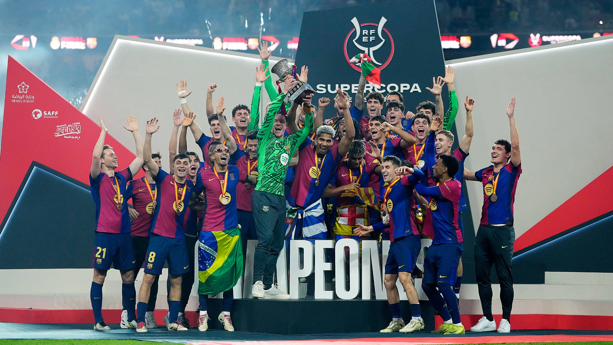 巴塞罗那主场晋级欧洲足球比赛半决赛 巴塞罗那主场晋级欧洲足球比赛半决赛