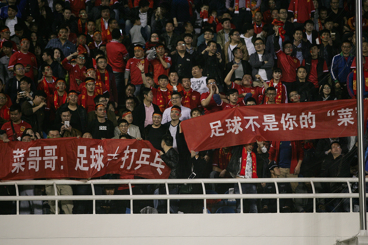 中场核心发挥抢眼，给球队注入强大的信心