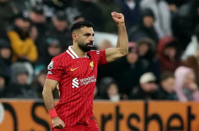 利物浦球员迪亚斯成为亮点,助攻柏林赫塔取胜 利物浦球员迪亚斯成为亮点,助攻柏林赫塔取胜