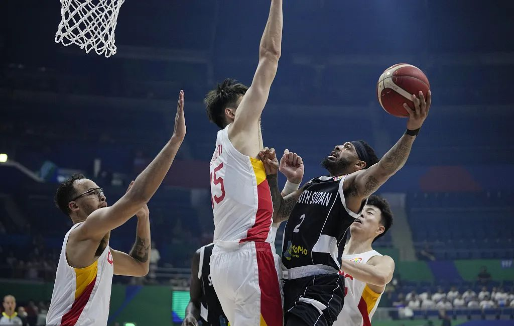 苏丹篮球明星在国际篮球舞台上闪耀