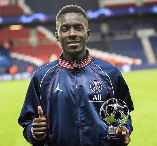 瑞士国家队客场胜土耳其，士气大振取得三分