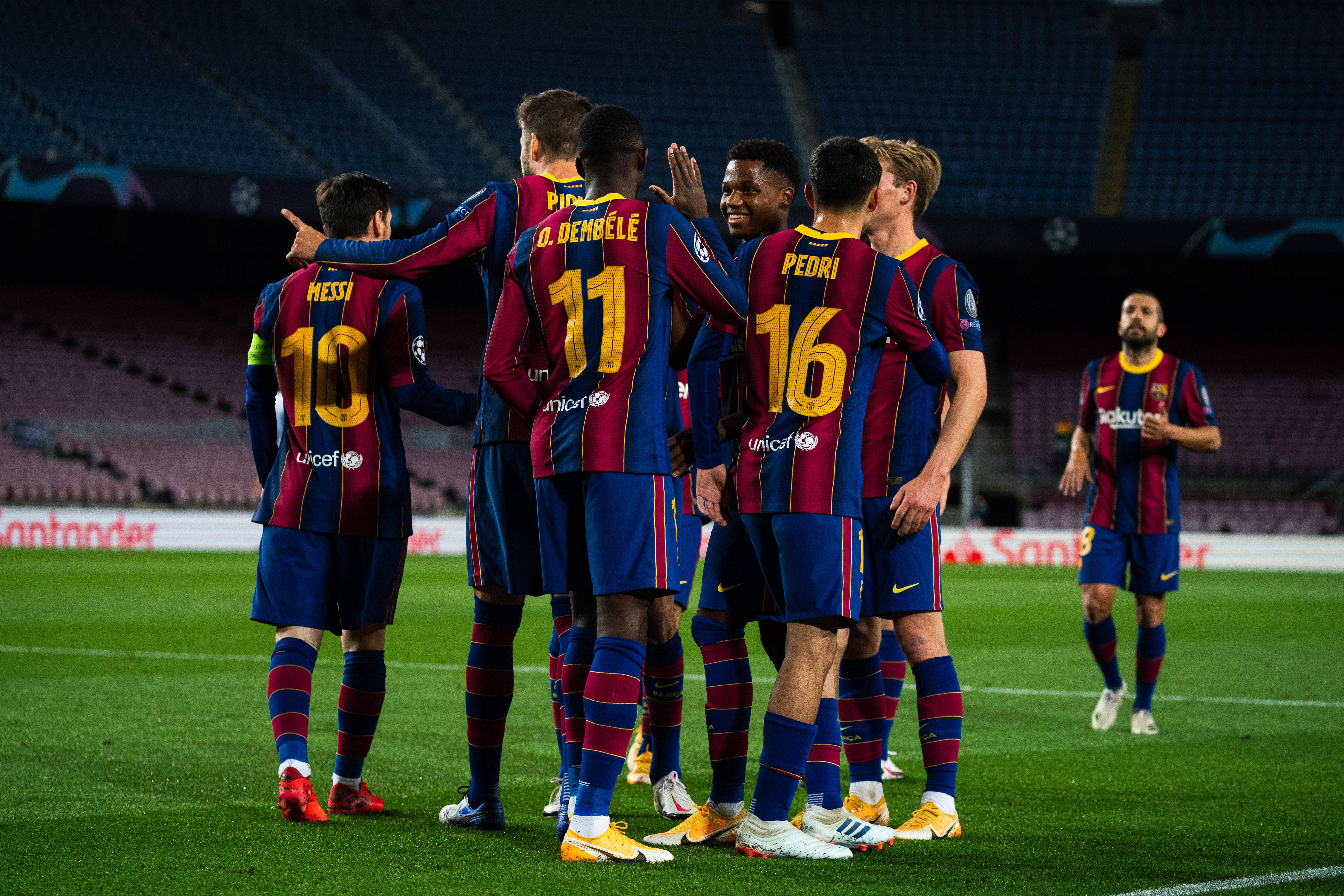 多特蒙德客场大胜,积分榜上升 多特蒙德客场大胜,积分榜上升