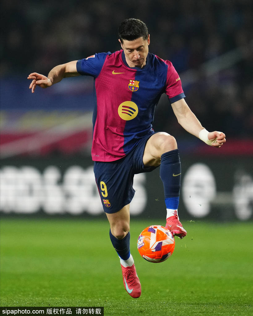 巴萨遭遇连败,莱加内斯主场全面失利 巴萨遭遇连败,莱加内斯主场全面失利