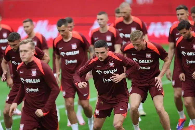 争夺激烈!欧洲豪门球队比拼平局激烈 争夺激烈!欧洲豪门球队比拼平局激烈