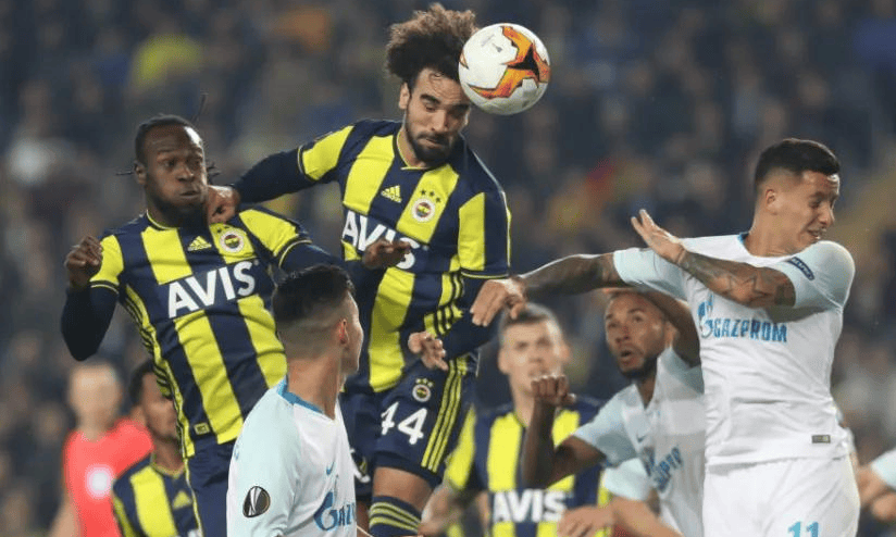 里尔客场击败图卢兹,保持领先 里尔客场击败图卢兹,保持领先