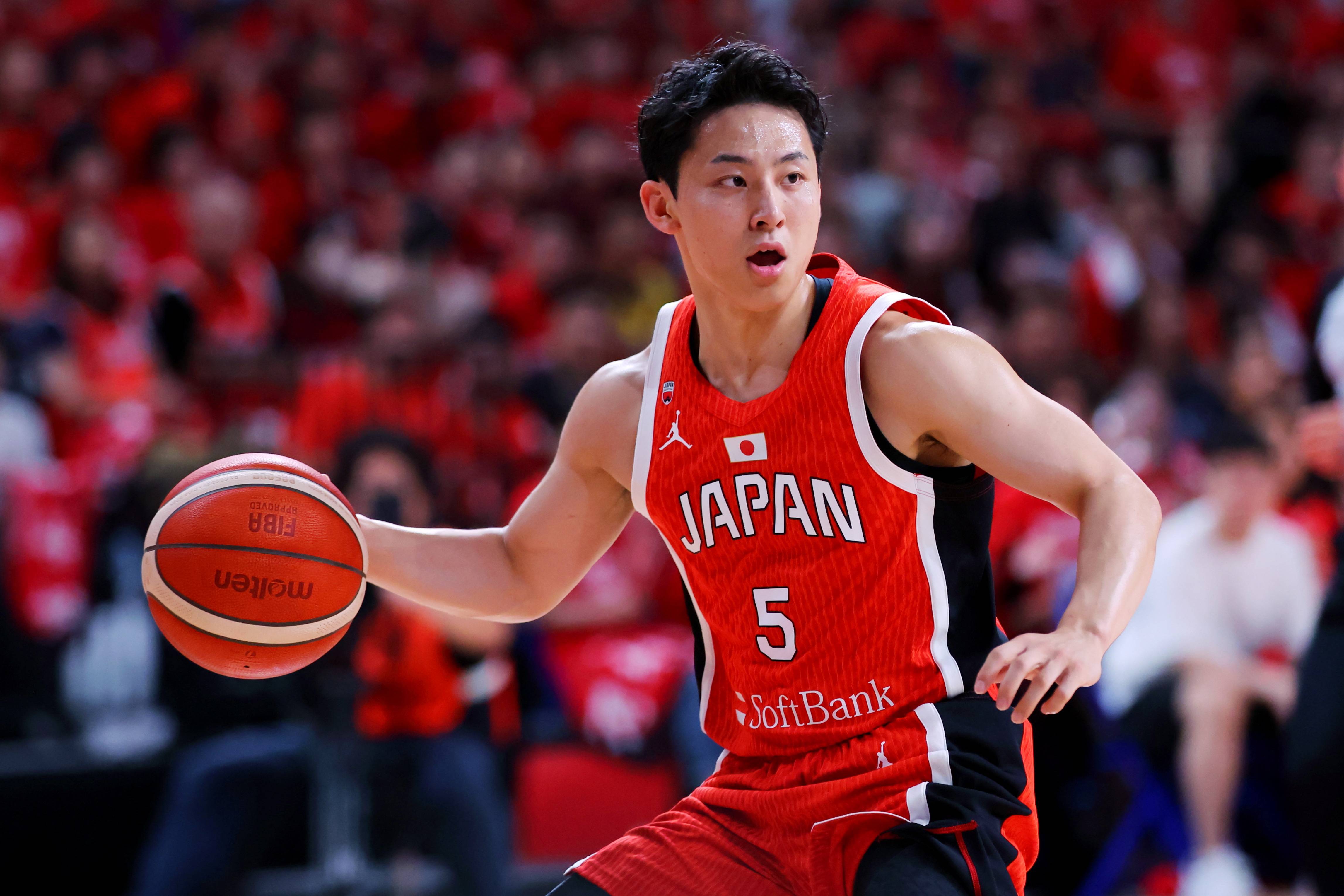 关键时刻!球员们展现出顽强的斗志 关键时刻!球员们展现出顽强的斗志