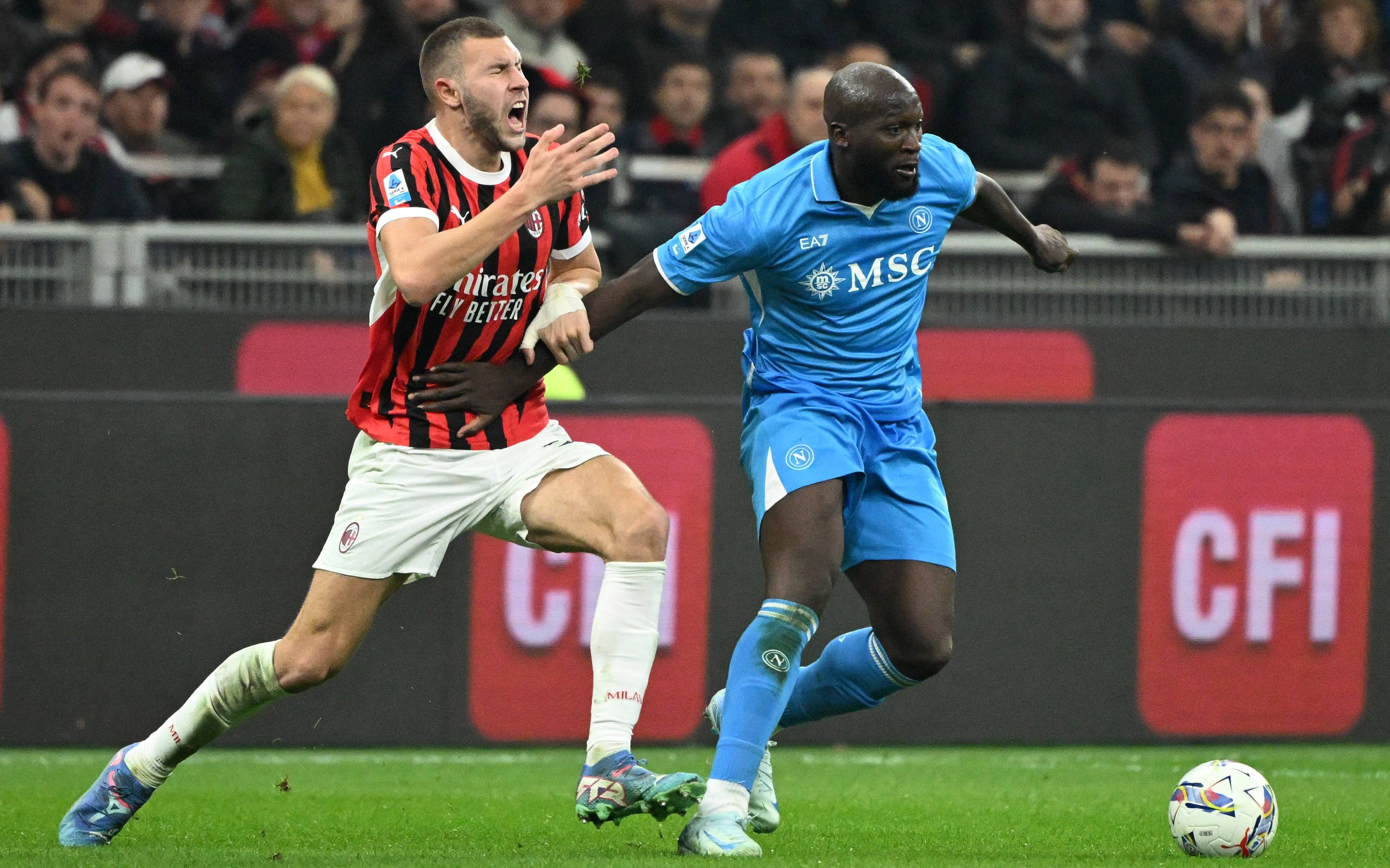 AC米兰疯狂攻势,取得胜利积分榜前进! AC米兰疯狂攻势,取得胜利积分榜前进!