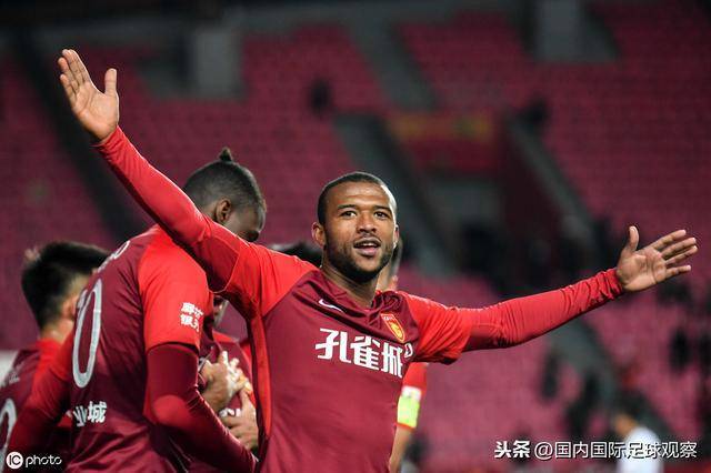 江苏苏宁迎战河北华夏幸福:谁将脱颖而出? 江苏苏宁迎战河北华夏幸福:谁将脱颖而出?