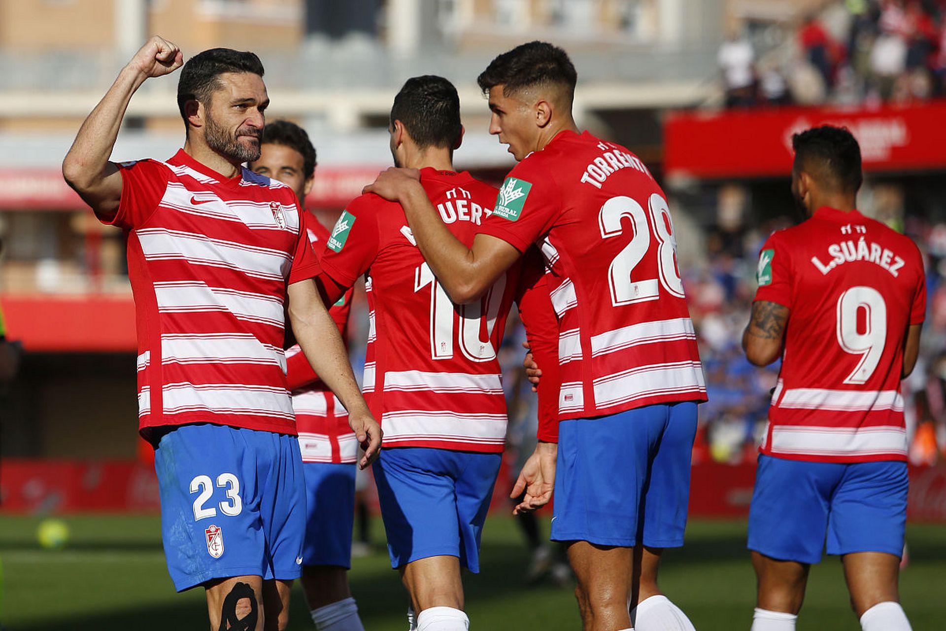 比利亚雷亚尔客场大胜,提升士气 比利亚雷亚尔客场大胜,提升士气