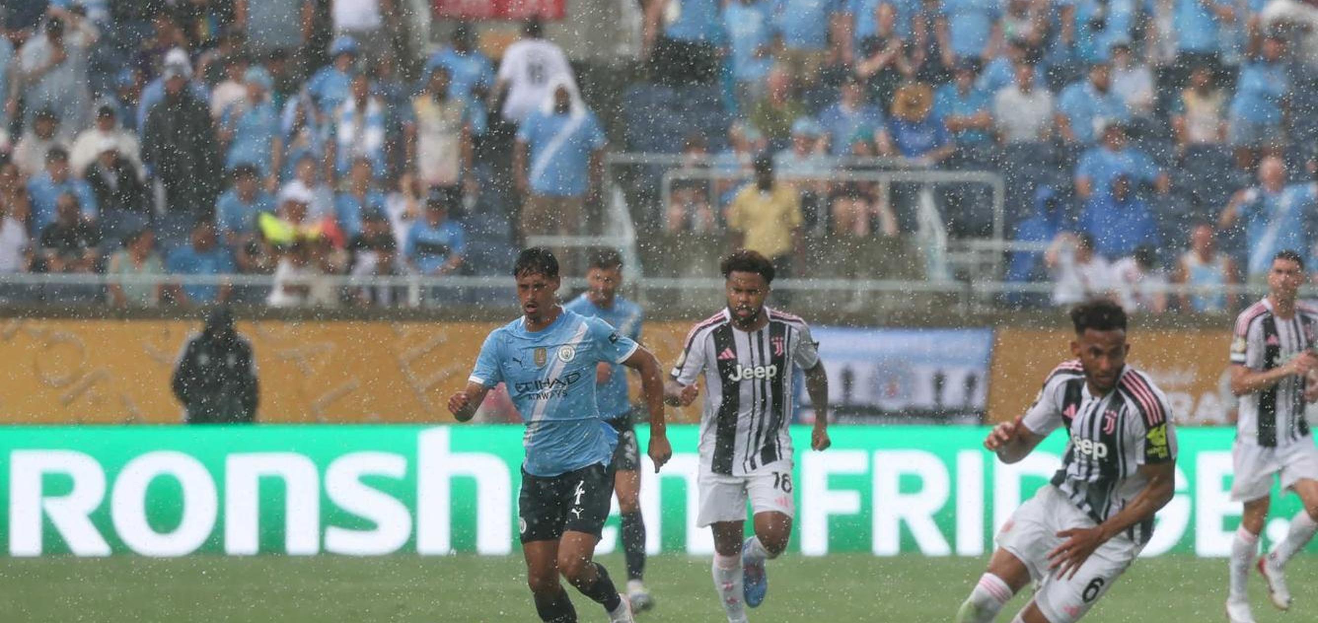 瓜迪奥拉试图挽留金球先生 瓜迪奥拉试图挽留金球先生