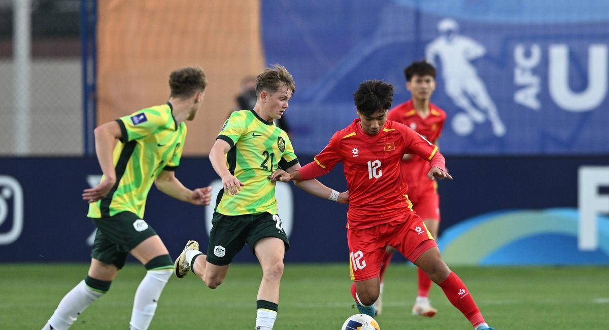 东南亚球队出色表现,赢得赛场喝彩 东南亚球队出色表现,赢得赛场喝彩