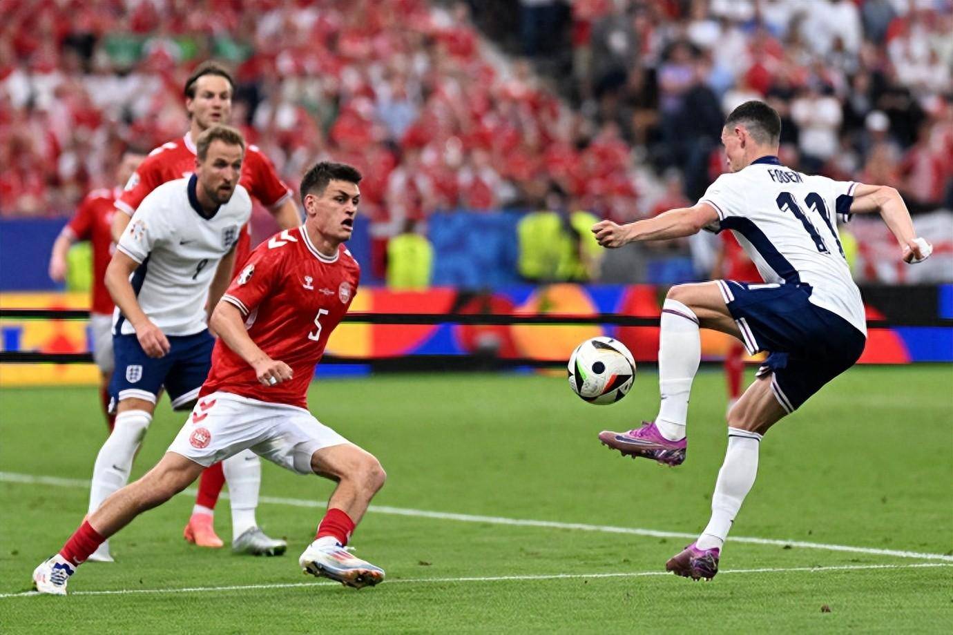 挑战备战欧洲杯预选赛：挪威VS丹麦