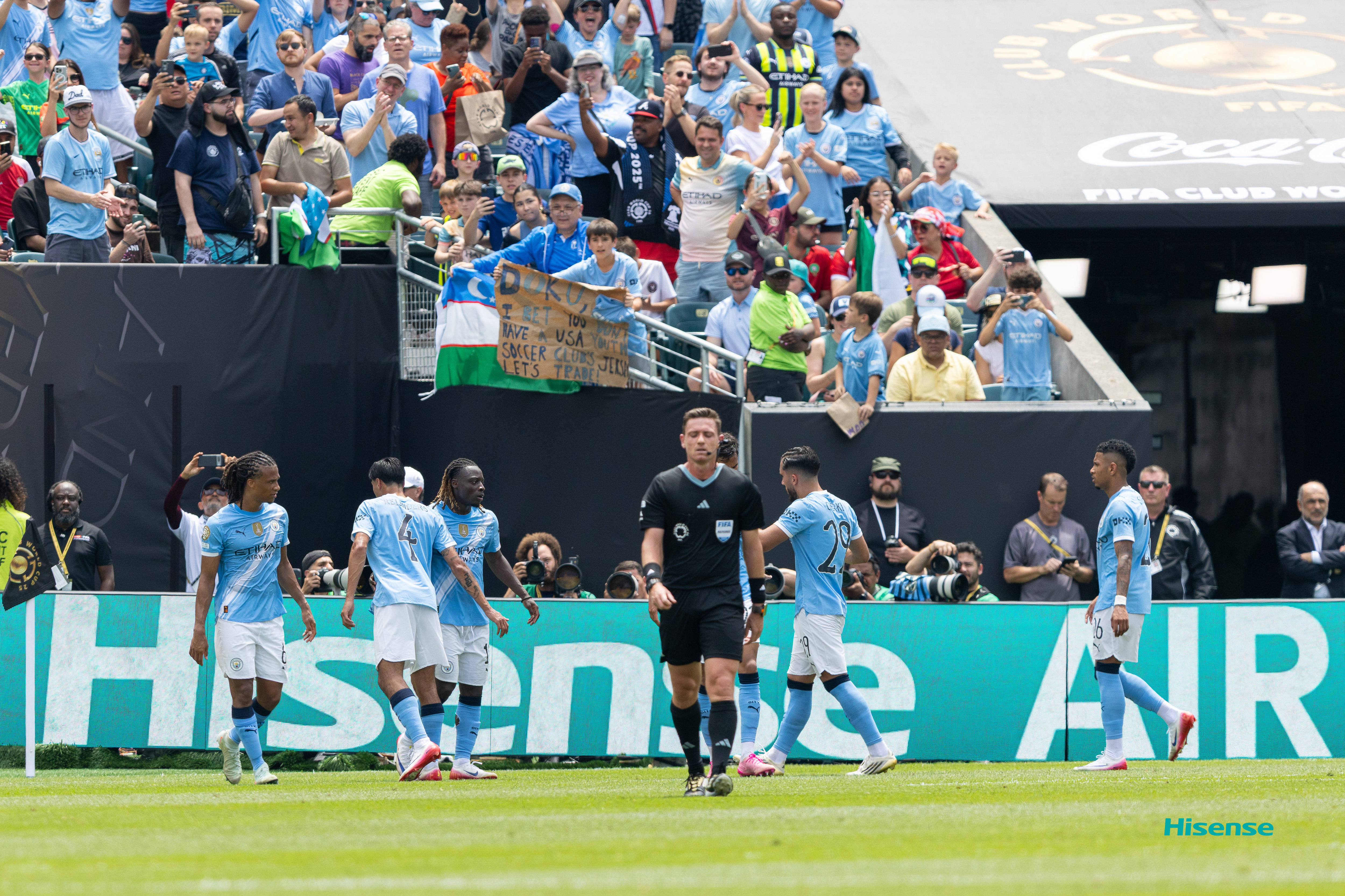 切尔西球员倾尽全力,欧冠16强赛困难重重 切尔西球员倾尽全力,欧冠16强赛困难重重