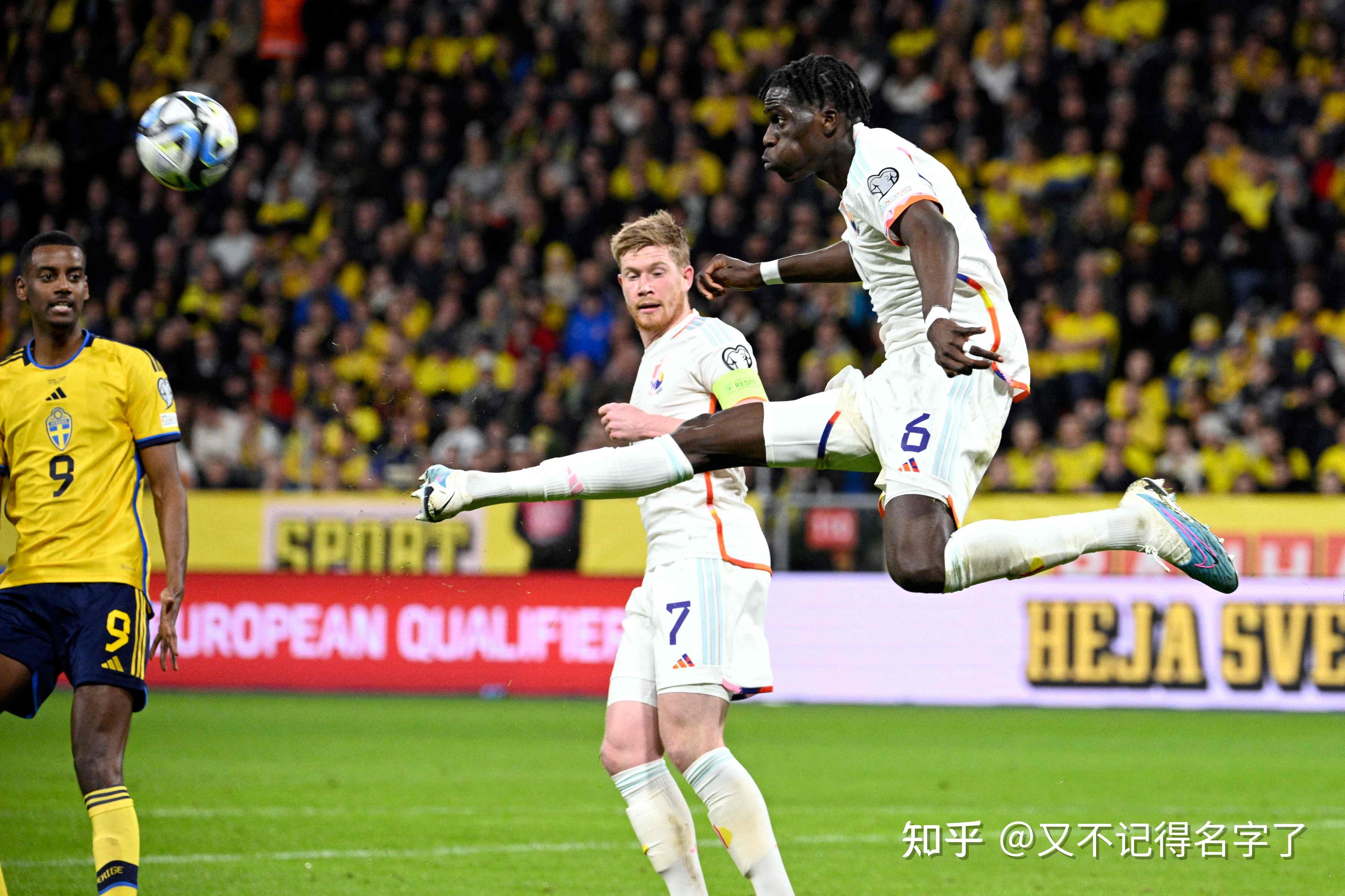 磋商备战欧洲杯预选赛：瑞典VS波兰