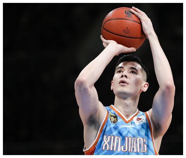 多特蒙德客场挑战失败,遭遇两连败颓势难挽 多特蒙德客场挑战失败,遭遇两连败颓势难挽