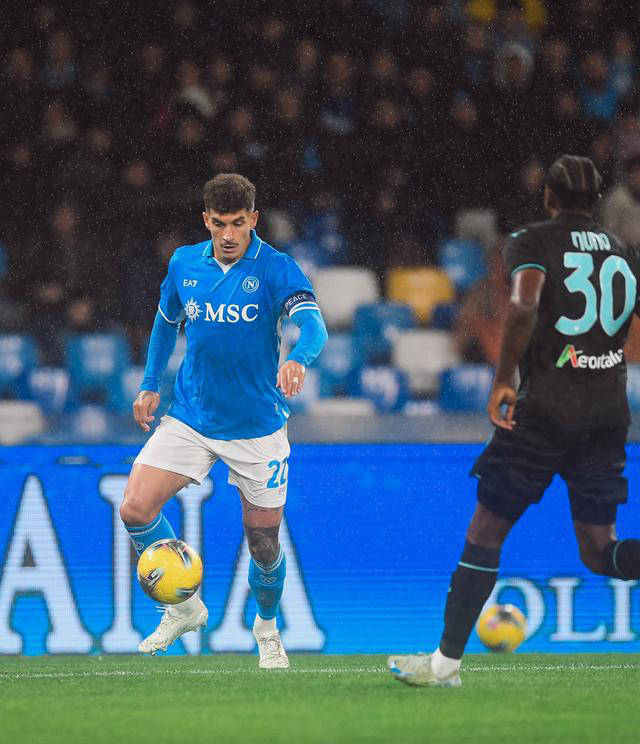 乌迪内斯迎战那不勒斯:谁将笑到最后? 乌迪内斯迎战那不勒斯:谁将笑到最后?