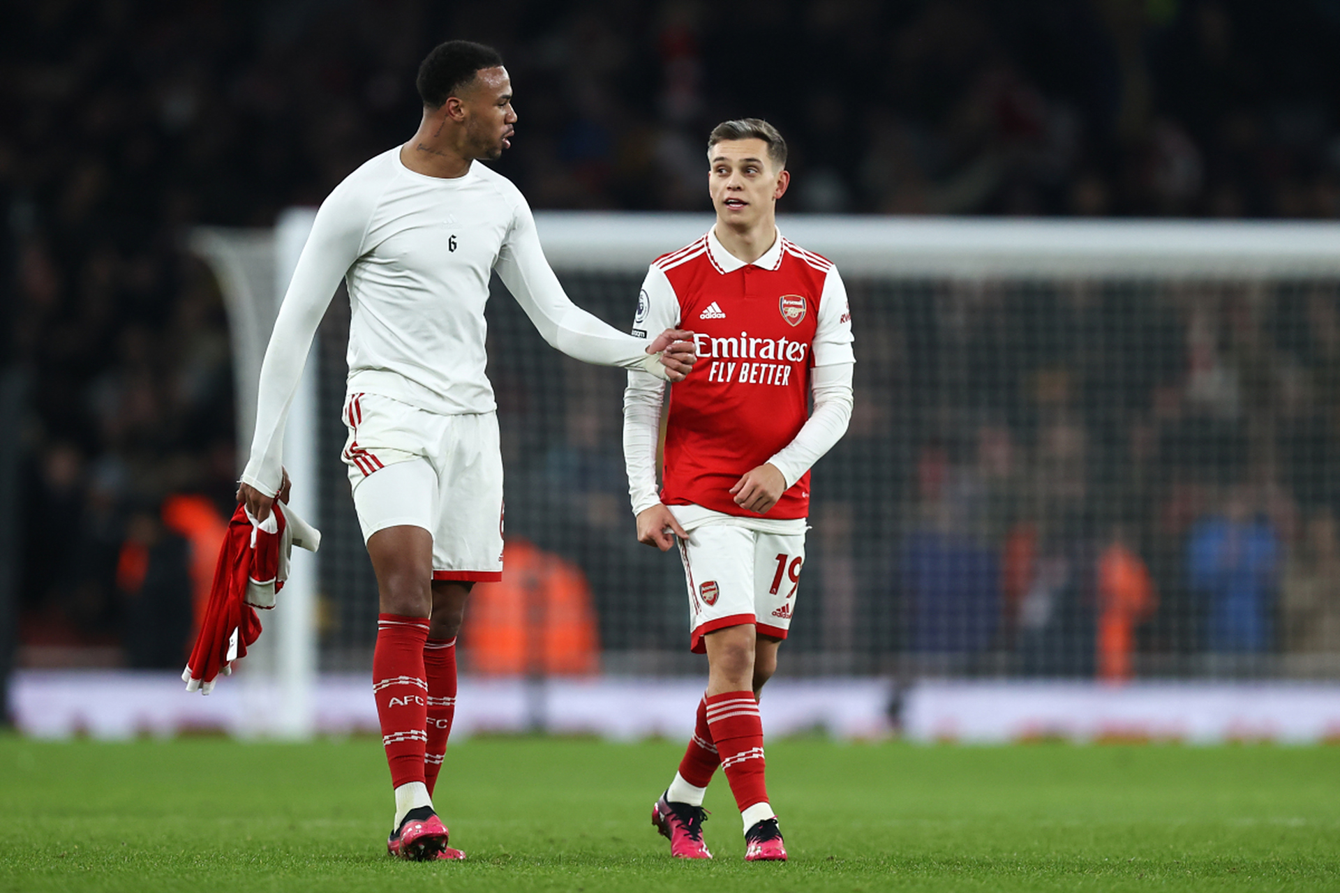 阿森纳客场惨败布莱顿，陷入低谷