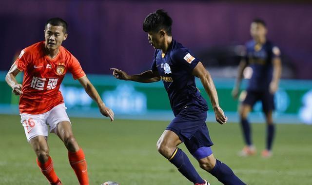 攻防转换速度惊人，全场火爆