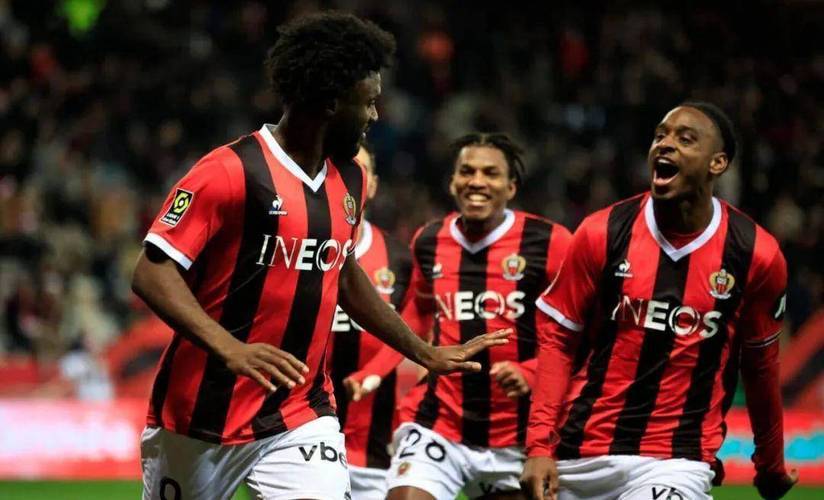 赫韦尔塞球员状态高涨,成为法甲焦点 赫韦尔塞球员状态高涨,成为法甲焦点