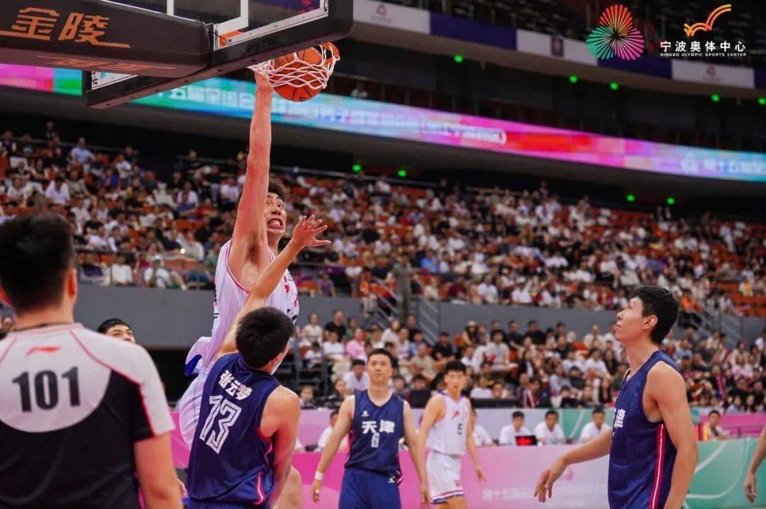 浙江男篮横扫四川,积累五连胜 浙江男篮横扫四川,积累五连胜